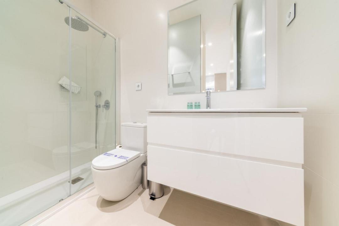 Appartement 2 Bedrooms 2 Bathrooms Furnished - Delicias - Modern- Mintystay Madrid