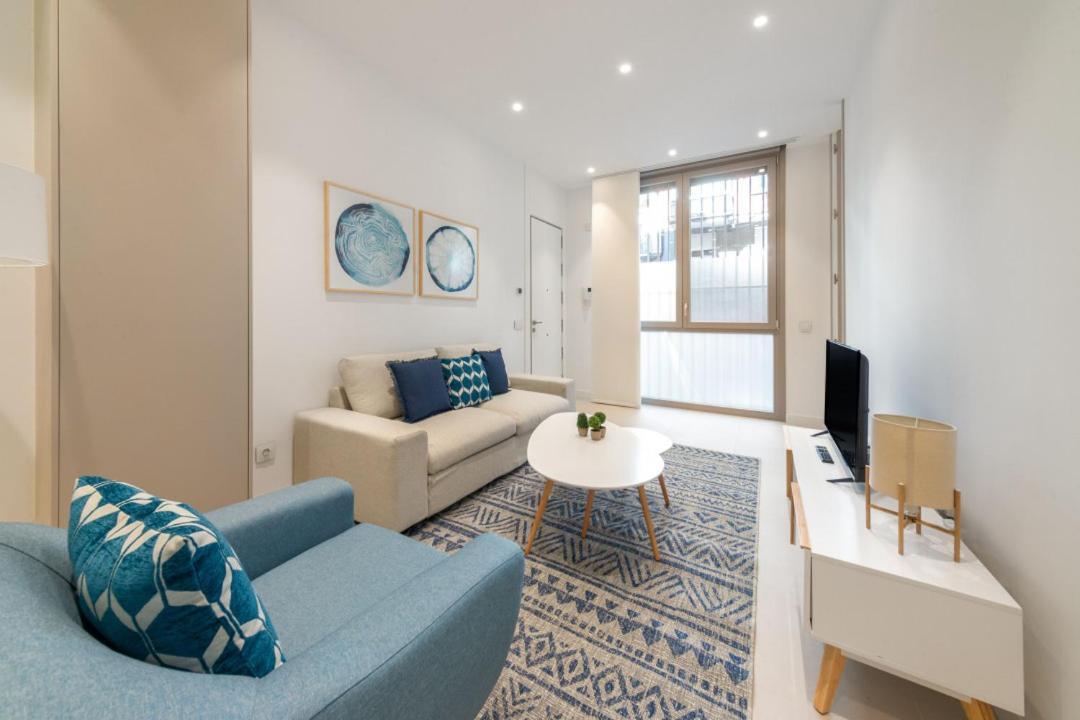 2 Bedrooms 2 Bathrooms Furnished - Delicias - Modern- Mintystay Appartement *